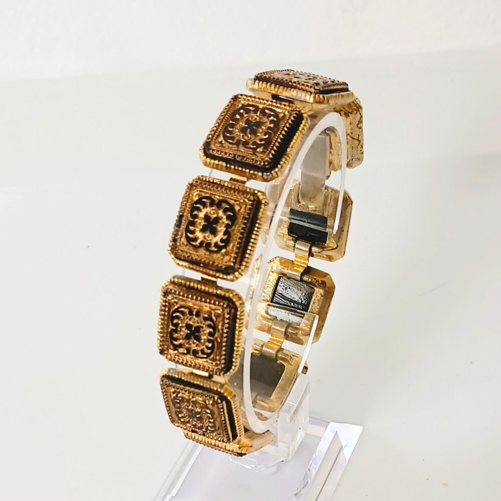 Vintage Carved Glass Link Bracelet 6.5" Black & Gold Square Etched Panel Jewelry